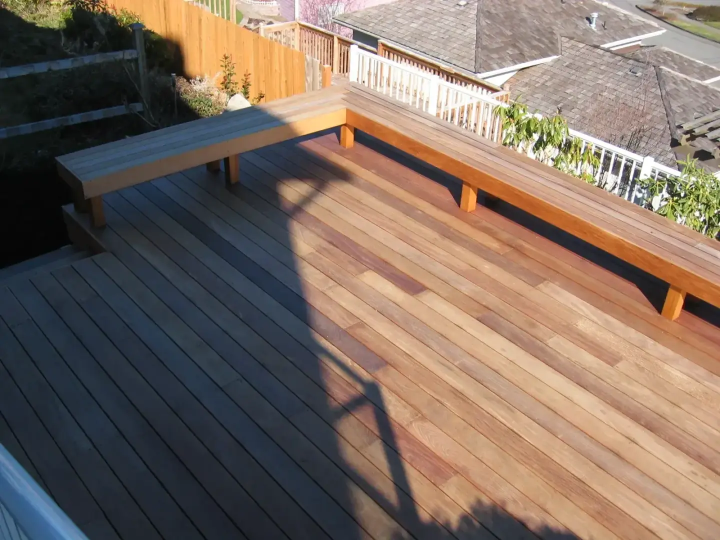 custom-wood-deck-with-bench-project