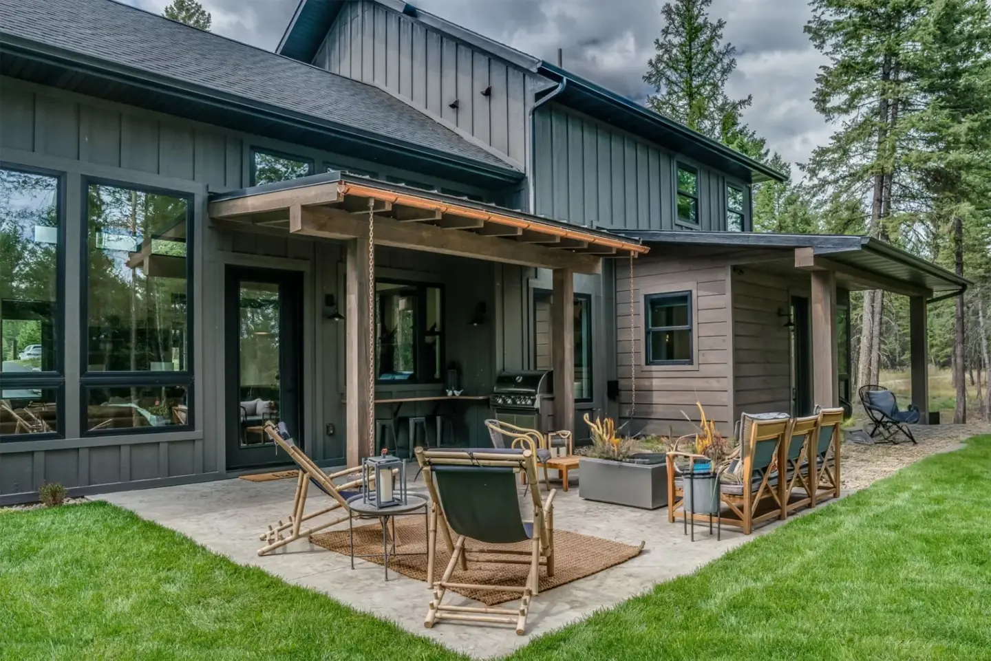 Sk green grass surrounding porch